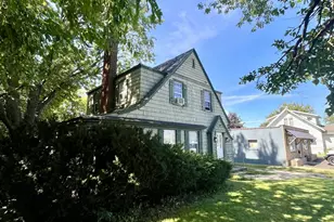 738 Washington Ave, Holland, MI 49423 - Photo 4
