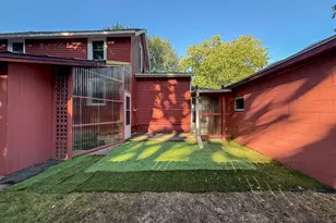 401 Sheldon St, Dowagiac, MI 49047 - Photo 36