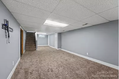 1243 Northlawn Street NE, Grand Rapids, MI 49505 - Photo 16