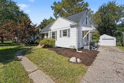 1243 Northlawn Street NE, Grand Rapids, MI 49505 - Photo 2