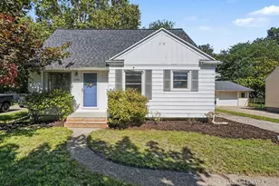 1243 Northlawn St NE, Grand Rapids, MI 49505 - Photo 1