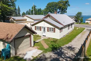5401 W Houghton Lake Dr, Houghton Lake, MI 48629 - Photo 2
