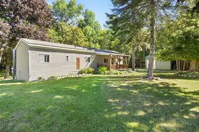 10262 Burgess Road, Charlevoix, MI 49720 - Photo 20