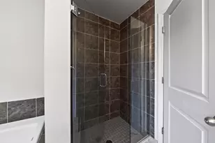 10650 Scarlet Oak Dr, Ypsilanti, MI 48198 - Photo 44