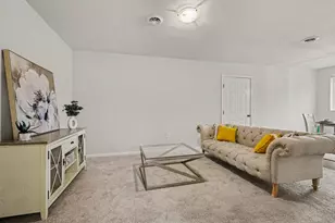 859 Merrick St, Belding, MI 48809 - Photo 6