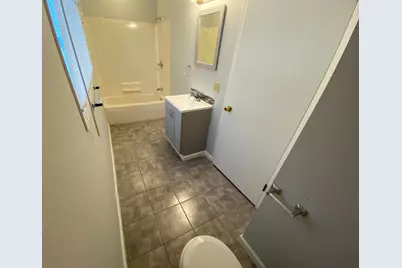 818 Alpine Avenue NW, Grand Rapids, MI 49504 - Photo 12