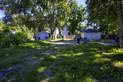 818 Alpine Avenue NW, Grand Rapids, MI 49504 - Photo 30