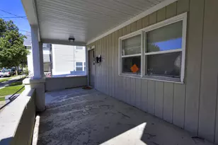 818 Alpine Ave NW, Grand Rapids, MI 49504 - Photo 8