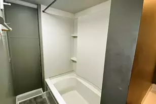 818 Alpine Ave NW, Grand Rapids, MI 49504 - Photo 20