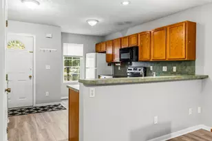 434 Lincoln Ridge Dr, Holland, MI 49423 - Photo 8