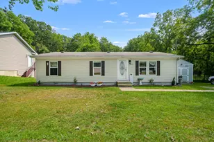 2002 Mt Olivet Rd, Kalamazoo, MI 49004 - Photo 1
