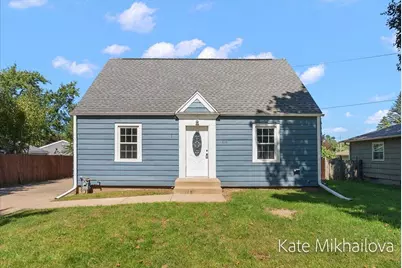 850 Upton Avenue, Springfield, MI 49037 - Photo 2