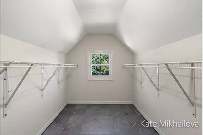 850 Upton Avenue, Springfield, MI 49037 - Photo 38