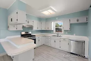 850 Upton Ave, Springfield, MI 49037 - Photo 20