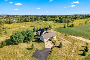 3663 S Pittsford Rd, Pittsford, MI 49271 - Photo 2
