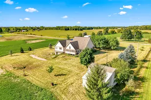 3663 S Pittsford Rd, Pittsford, MI 49271 - Photo 6
