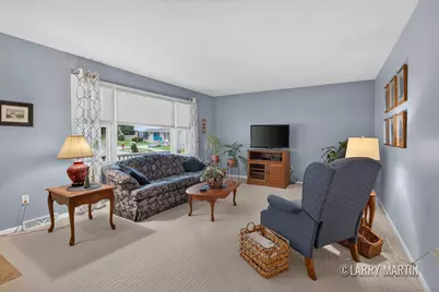 3649 Aspen Court SW, Grandville, MI 49418 - Photo 6