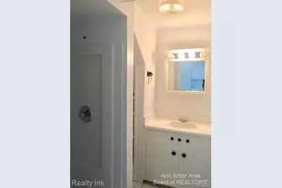 627 N Adams, Ypsilanti, MI 48197 - Photo 18
