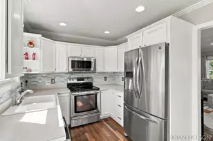 3220 Aberdeen Ave, Zeeland, MI 49464 - Photo 6