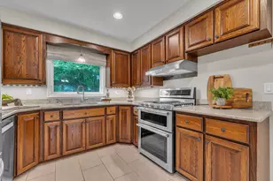 1601 Peach St, Ann Arbor, MI 48105 - Photo 16