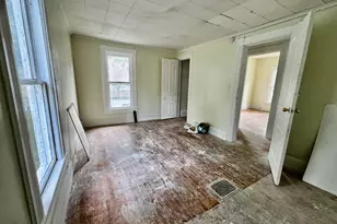 609 N Ionia St, Albion, MI 49224 - Photo 10