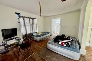 609 N Ionia St, Albion, MI 49224 - Photo 4