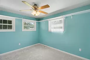 5227 Hoag Rd, Battle Creek, MI 49015 - Photo 10