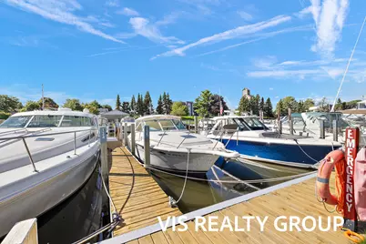 135 Wharfside #135, Grand Haven, MI 49417 - Photo 6