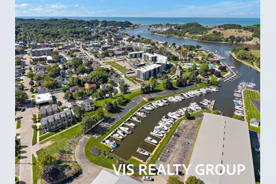 135 Wharfside #135, Grand Haven, MI 49417 - Photo 18