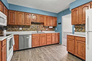 308 Carey Mission Dr, Niles, MI 49120 - Photo 6