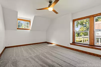125 W Main Avenue, Zeeland, MI 49464 - Photo 26