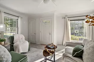712 N Hanover St, Hastings, MI 49058 - Photo 2