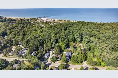 357 N Hancock Street, Pentwater, MI 49449 - Photo 30
