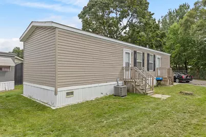 195 S Green Meadow Street SE, Grand Rapids, MI 49548 - Photo 6