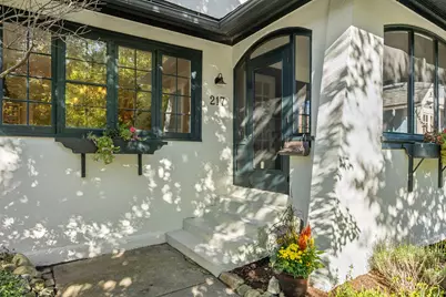 217 Hampton Avenue SE, Grand Rapids, MI 49506 - Photo 2