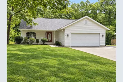 840 Glenwood Avenue, Muskegon, MI 49445 - Photo 1