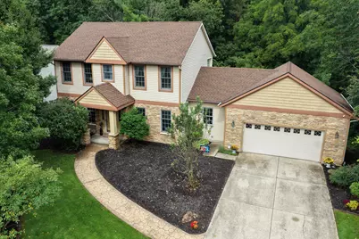 1621 Falcon Crest Drive NE, Grand Rapids, MI 49525 - Photo 2