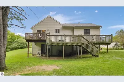 7015 Cedar Highlands Drive, Cedar Springs, MI 49319 - Photo 22