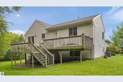7015 Cedar Highlands Drive, Cedar Springs, MI 49319 - Photo 2