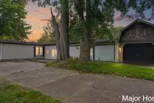10383 N Cedar Dr, Grand Haven, MI 49417 - Photo 1