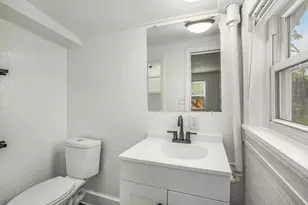 27 Colfax St NE, Grand Rapids, MI 49505 - Photo 16