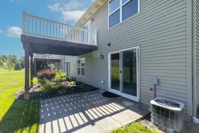318 Barrington Circle, Lansing, MI 48917 - Photo 36