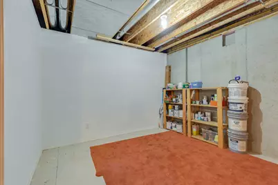 318 Barrington Circle, Lansing, MI 48917 - Photo 32