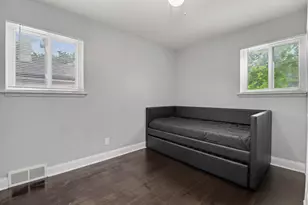5321 Bedford St, Dearborn Heights, MI 48125 - Photo 18