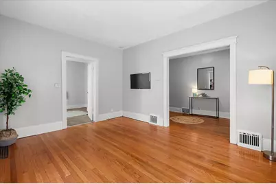 631 Paris Avenue SE, Grand Rapids, MI 49503 - Photo 8