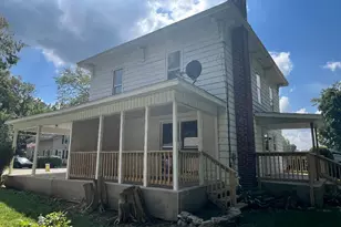 89 E Post St, Newaygo, MI 49337 - Photo 4