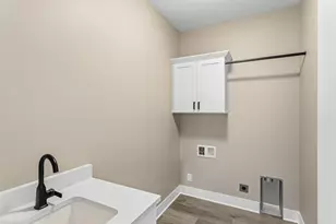 2975 Colfax Ct, Douglas, MI 49406 - Photo 36