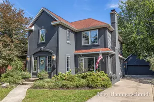 950 Bellclaire Ave SE, East Grand Rapids, MI 49506 - Photo 2