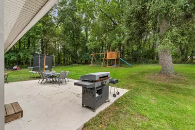 190 W Bacon Street, Hillsdale, MI 49242 - Photo 26