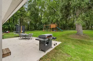 190 W Bacon St, Hillsdale, MI 49242 - Photo 26